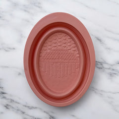 Brush Bath – אמבטיה מפנקת למברשות 🛁✨