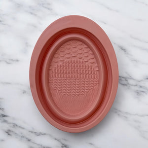 Brush Bath – אמבטיה מפנקת למברשות 🛁✨