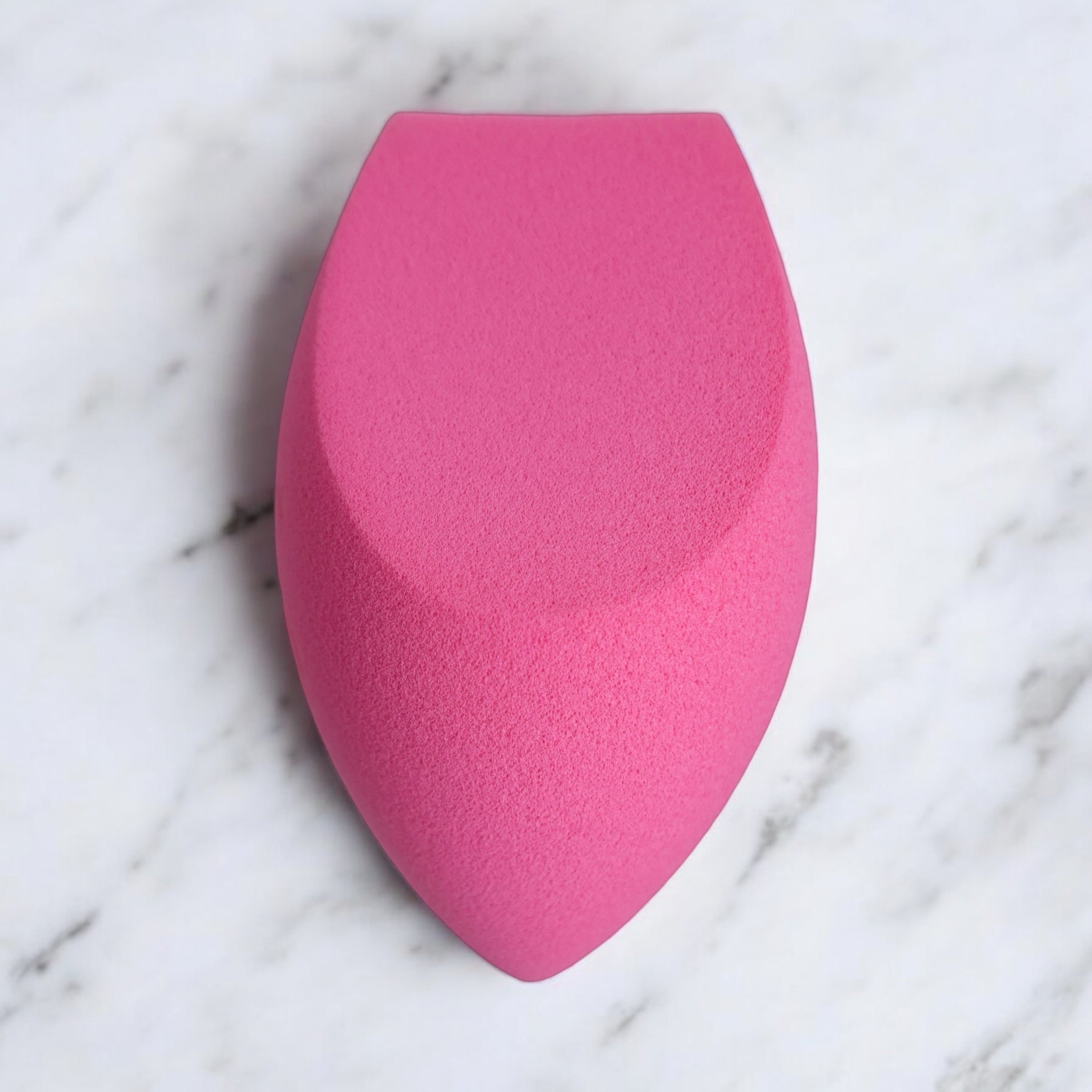 ספוגית איפור ביוטי בלנדר מייקאפ